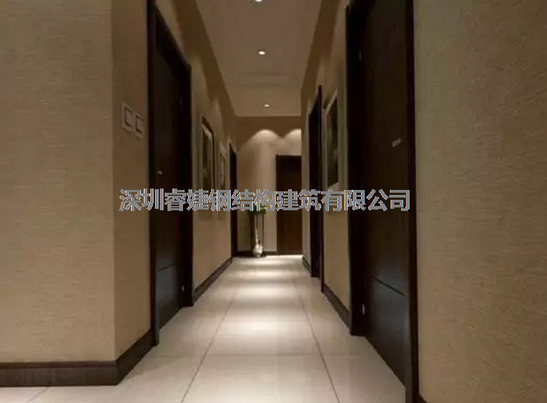 睿婕鋼結(jié)構(gòu)裝修：260平米現(xiàn)代簡(jiǎn)約別墅，黑白色調(diào)一樣出眾(圖6)