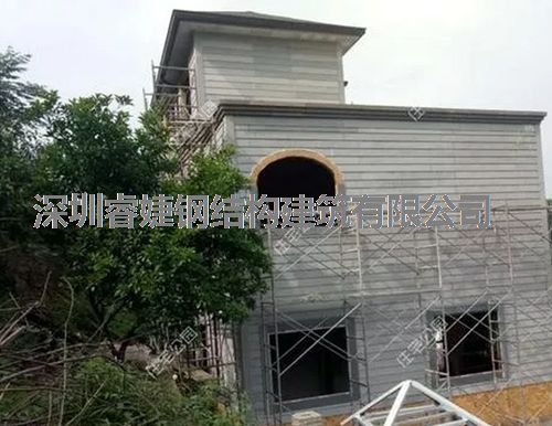 客戶花30萬建成的輕鋼別墅，優(yōu)美的外觀，坐擁山川美景(圖11)